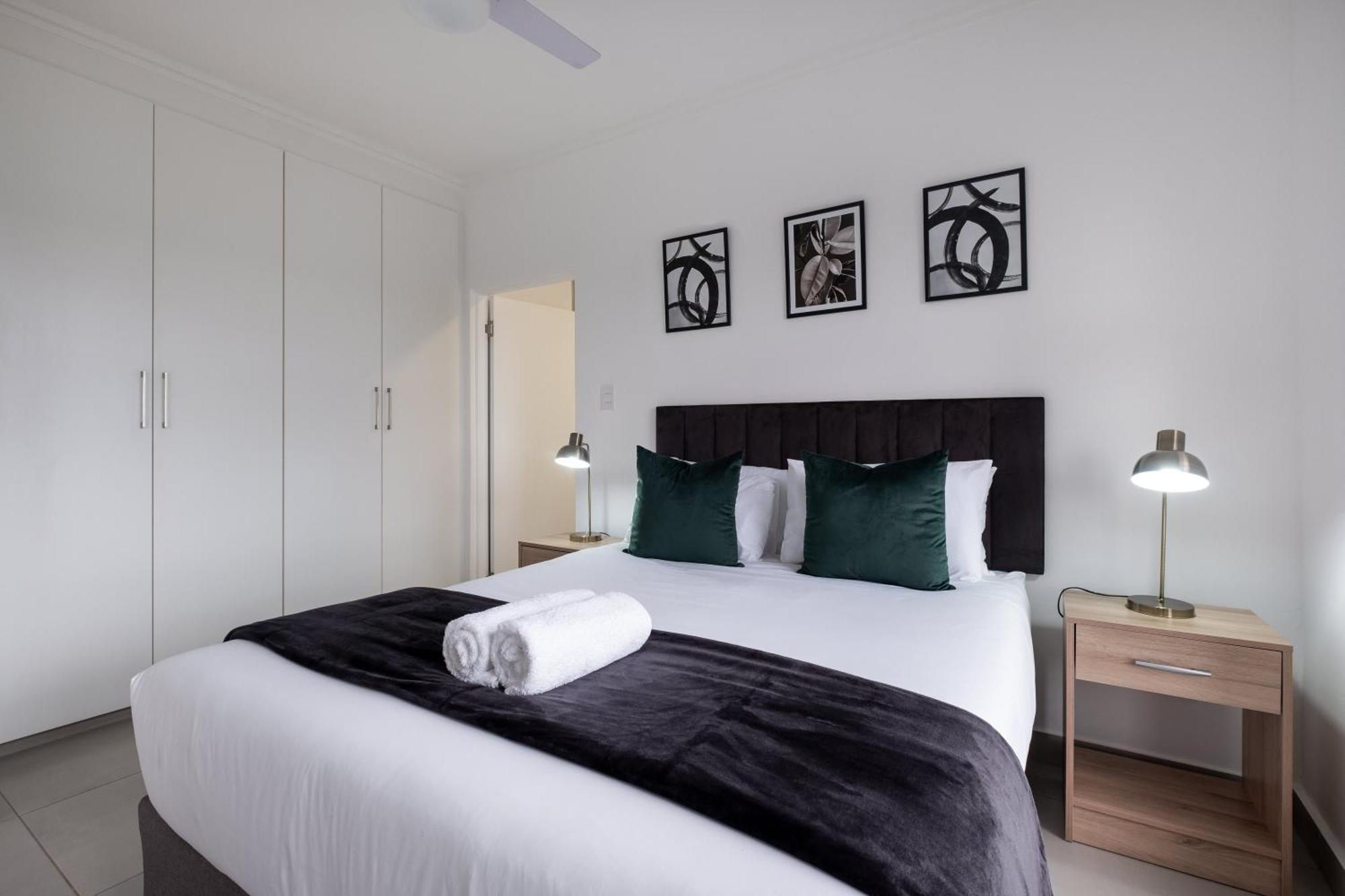 Ballito Village Luxury Apartments Eksteriør billede