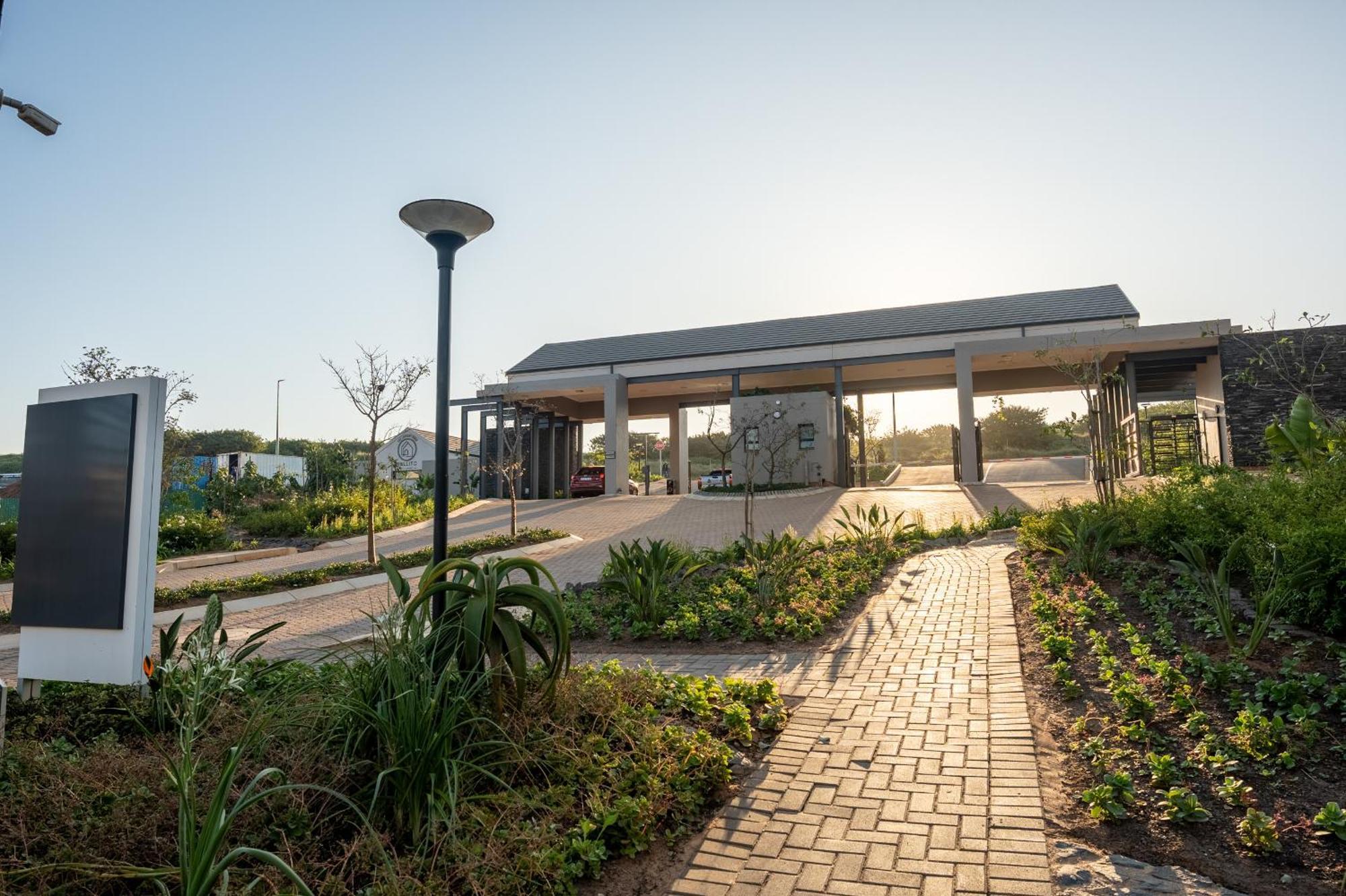 Ballito Village Luxury Apartments Eksteriør billede