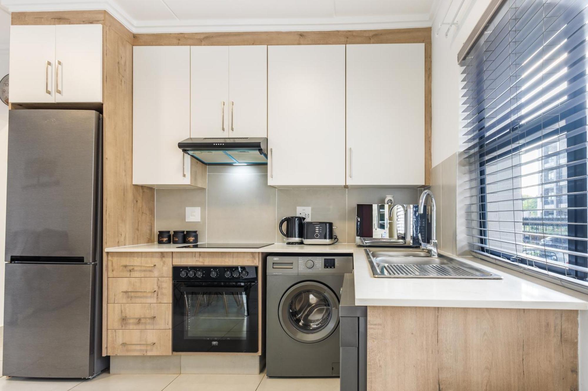 Ballito Village Luxury Apartments Eksteriør billede