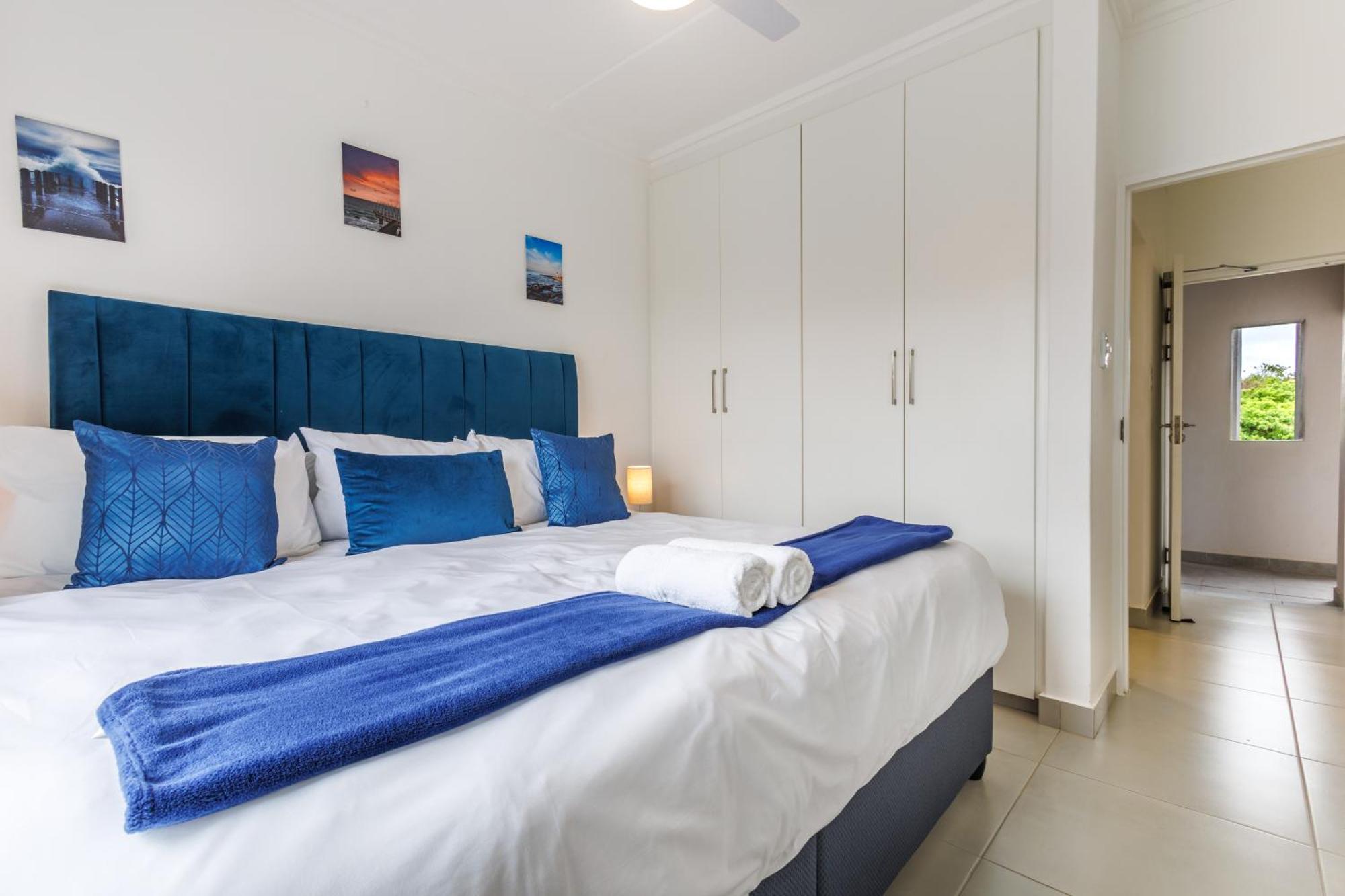 Ballito Village Luxury Apartments Eksteriør billede